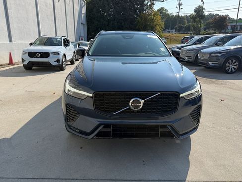 Used 2024 Volvo XC60 B5 Plus w/ Protection Package Premier AWD/4WD image 6