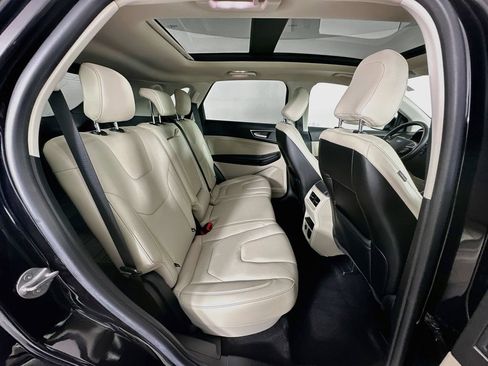 Used 2021 Ford Edge Titanium FWD image 26
