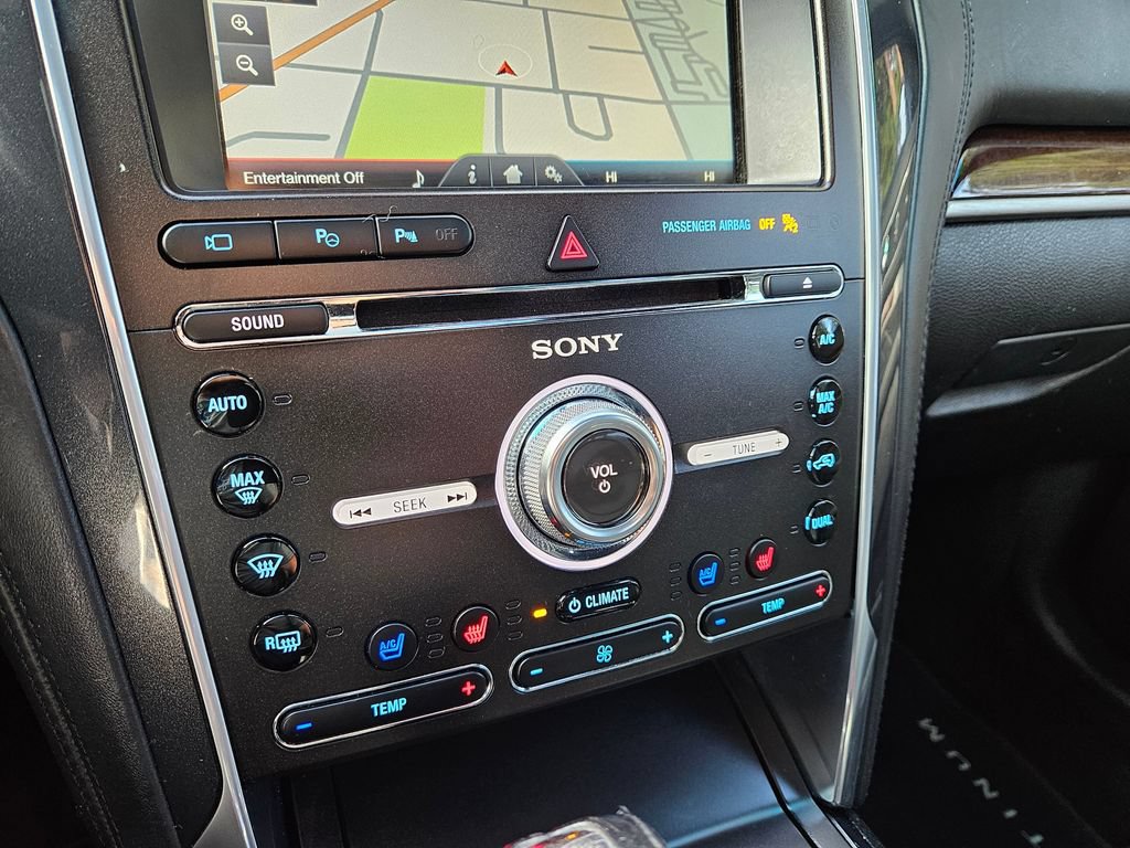 Used 2016 Ford Explorer Platinum AWD/4WD image 33