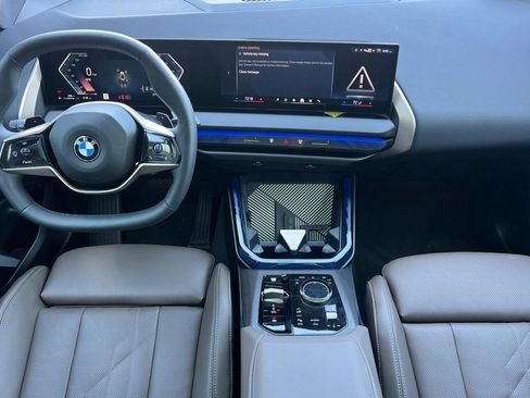 Used 2025 BMW X3 xDrive30 w/ Convenience Package AWD/4WD image 27