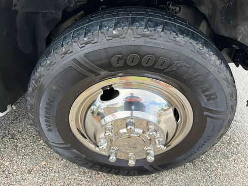 Used 2015 Ford F350 XL RWD image 36