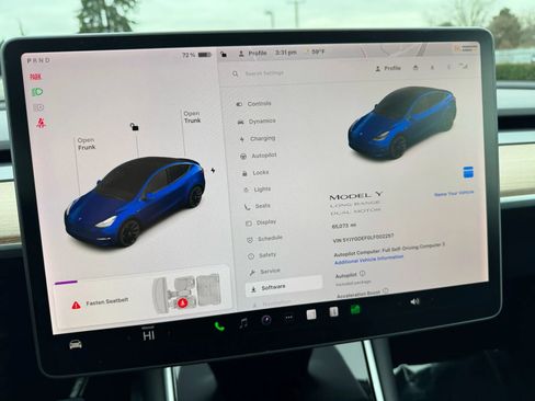Used 2020 Tesla Model Y Long Range image 37
