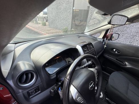 Used 2015 Nissan Versa Note SV image 12