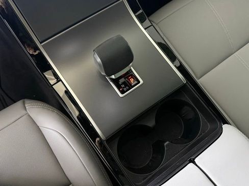 Certified 2026 Land Rover Range Rover Velar S image 36