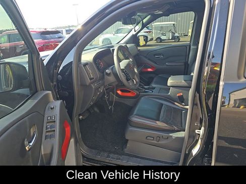 Used 2025 Nissan Frontier PRO-4X w/ Pro Premium Package AWD/4WD image 4