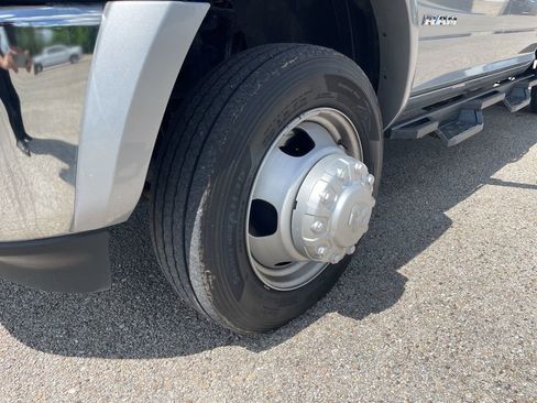 Used 2022 RAM 4500 SLT w/ Quick Order Package 2YG SLT image 9