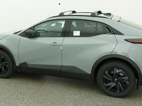 New 2026 Toyota C-HR AWD/4WD image 4