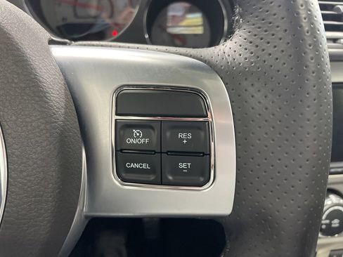 Used 2013 Dodge Challenger SRT8 w/ Harman Kardon Audio Group image 30