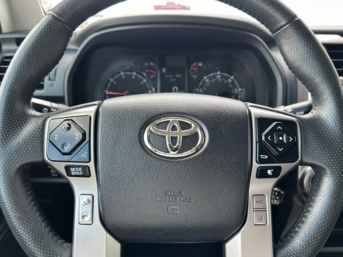 Used 2024 Toyota 4Runner SR5 image 22