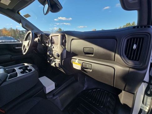 New 2025 GMC Sierra 3500 Pro w/ Convenience Package image 30