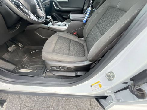 Used 2020 Chevrolet Blazer LT image 12
