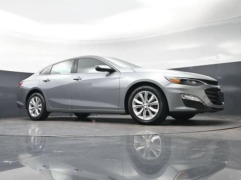 Used 2025 Chevrolet Malibu LT FWD image 28