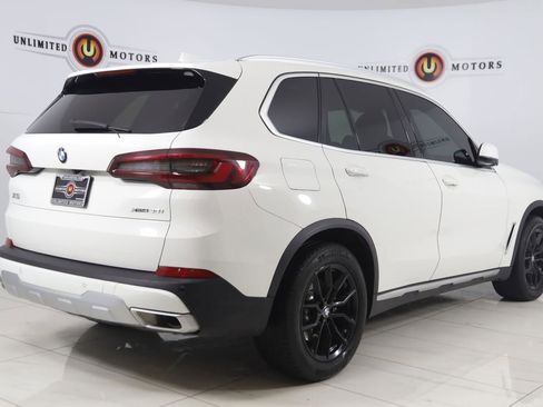 Used 2023 BMW X5 xDrive40i w/ Premium Package AWD/4WD image 3