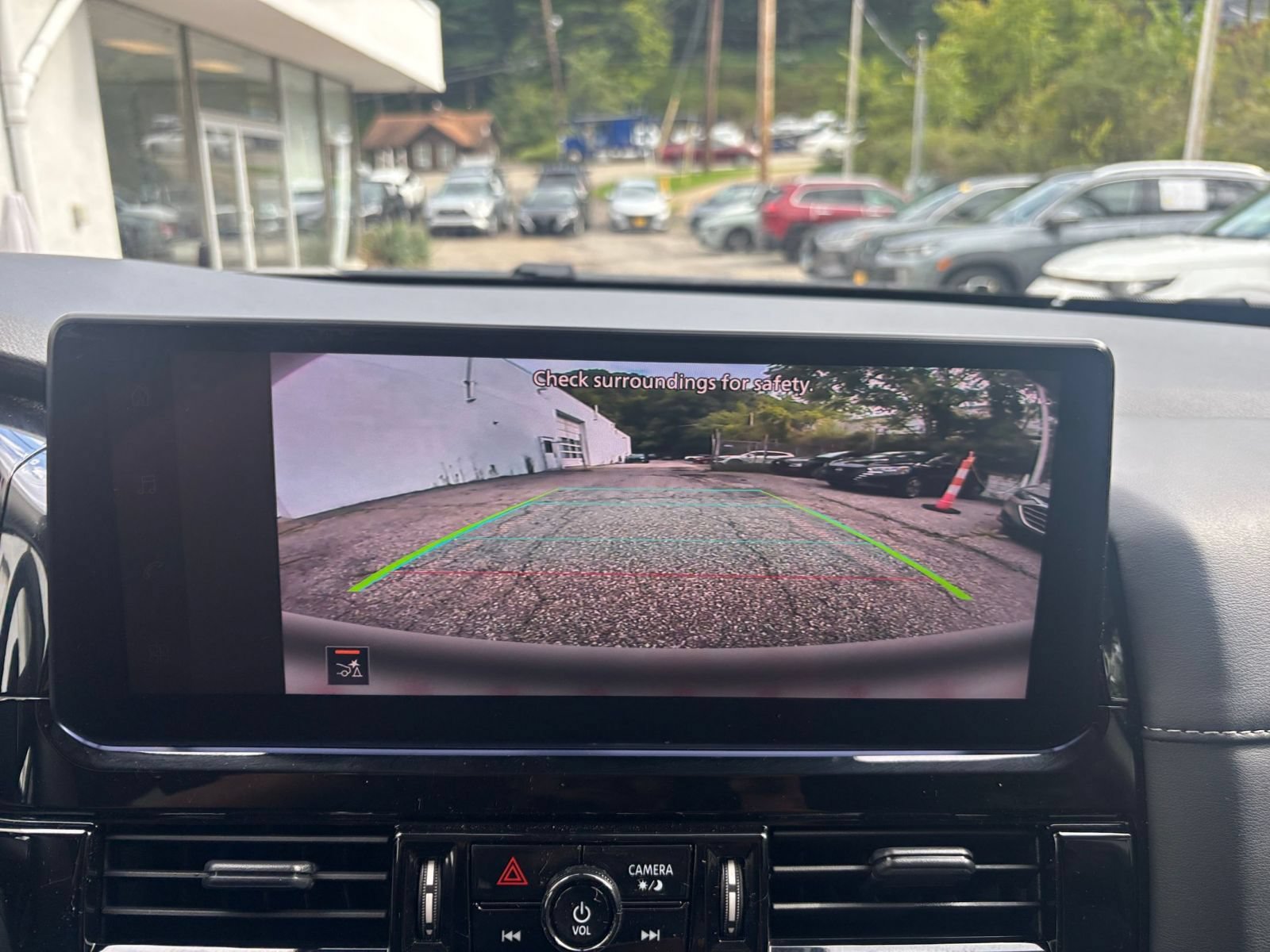 Used 2026 Nissan Pathfinder SV AWD/4WD image 25