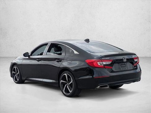 Used 2018 Honda Accord Sport image 7