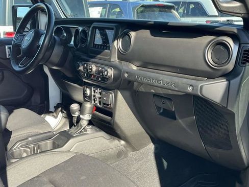 Used 2021 Jeep Wrangler Unlimited Sport image 24