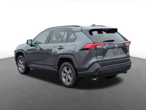 Used 2024 Toyota RAV4 XLE w/ Convenience Package image 4