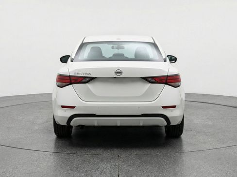Used 2025 Nissan Sentra SV FWD image 7