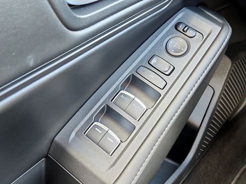 Used 2024 Honda Accord Sport image 23