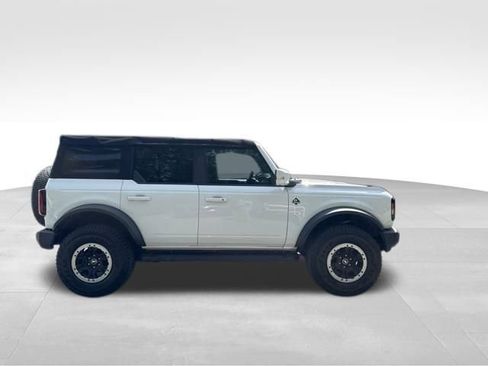 Used 2021 Ford Bronco Outer Banks w/ Sasquatch Package AWD/4WD image 5