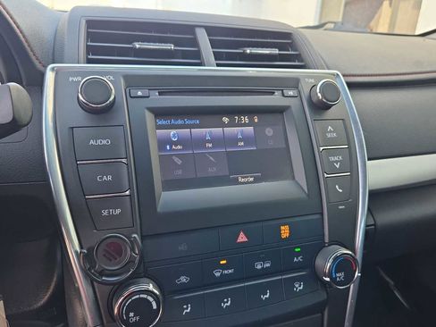 Used 2017 Toyota Camry LE image 26