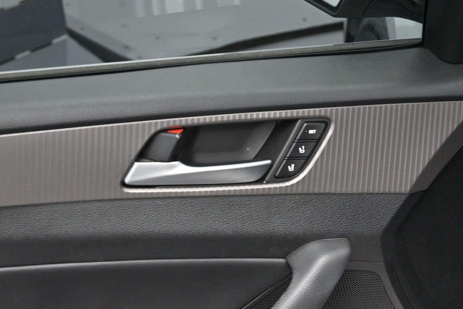 Used 2019 Hyundai Sonata Limited FWD image 11