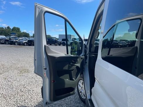 Used 2024 Ford Transit 350 XLT RWD image 21