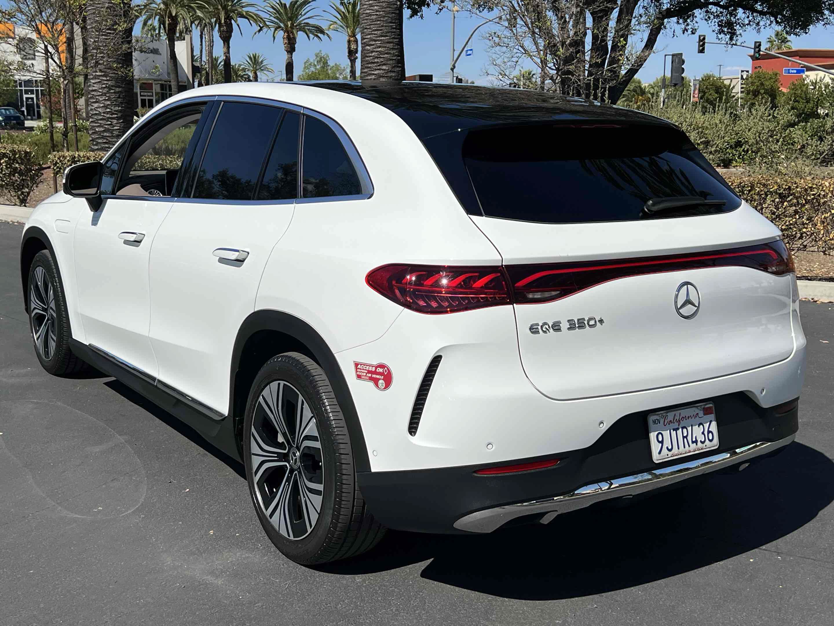 Used 2023 Mercedes-Benz EQE 350+ SUV image 2