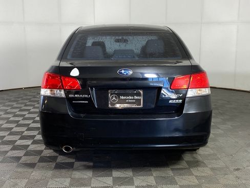 Used 2011 Subaru Legacy 2.5i Premium w/ All-Weather Pkg image 9