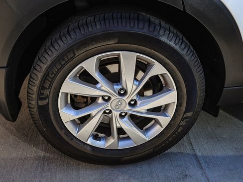 Used 2020 Hyundai Tucson Value FWD image 10