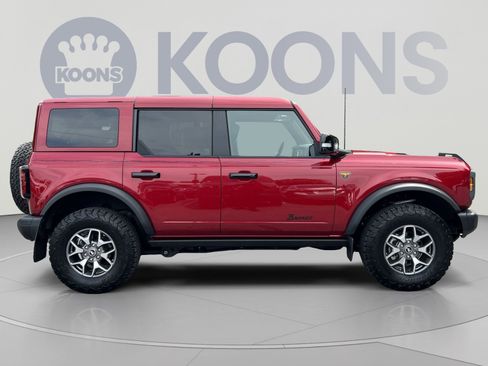 Used 2025 Ford Bronco Badlands AWD/4WD image 12