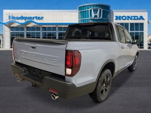 New 2026 Honda Ridgeline Black Edition image 3
