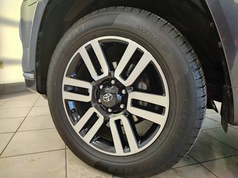 Used 2023 Toyota 4Runner Limited image 10