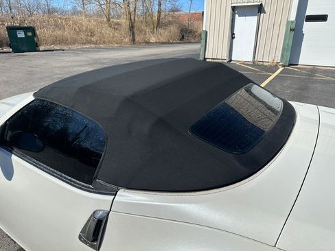 Used 2018 Nissan 370Z Touring Sport image 11