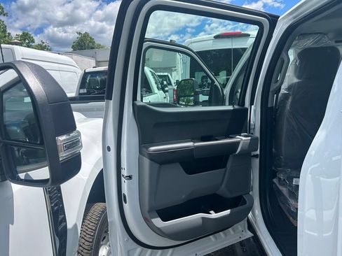 New 2026 Ford F350 XL w/ STX Appearance Package AWD/4WD image 17