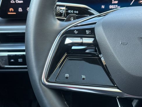 Certified 2024 Cadillac Lyriq Tech w/ Driver Assist Package image 32