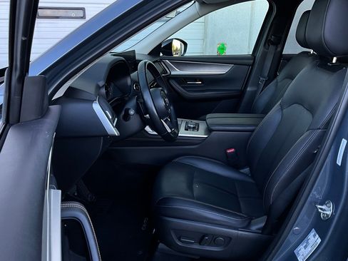 Used 2025 MAZDA CX-70 3.3 Turbo w/ Preferred Package image 10