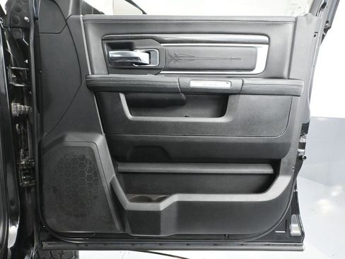 Used 2016 RAM 2500 Limited image 49