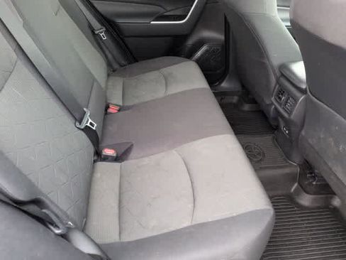 Used 2023 Toyota RAV4 XLE w/ Convenience Package AWD/4WD image 20