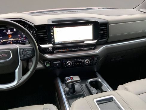 Used 2022 GMC Sierra 1500 SLT AWD/4WD image 6