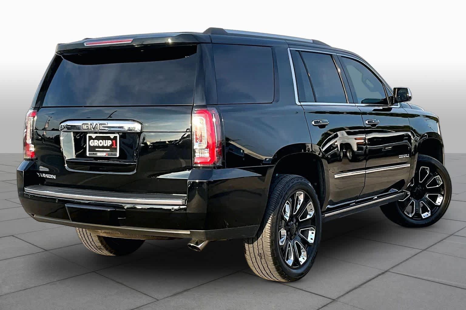 Used 2019 GMC Yukon Denali w/ Denali Ultimate Package RWD image 13