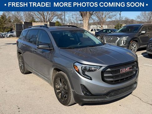 Used 2020 GMC Terrain SLT w/ Preferred Package FWD image 1