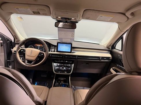 Used 2021 Lincoln Corsair AWD w/ Equipment Group 101A image 39