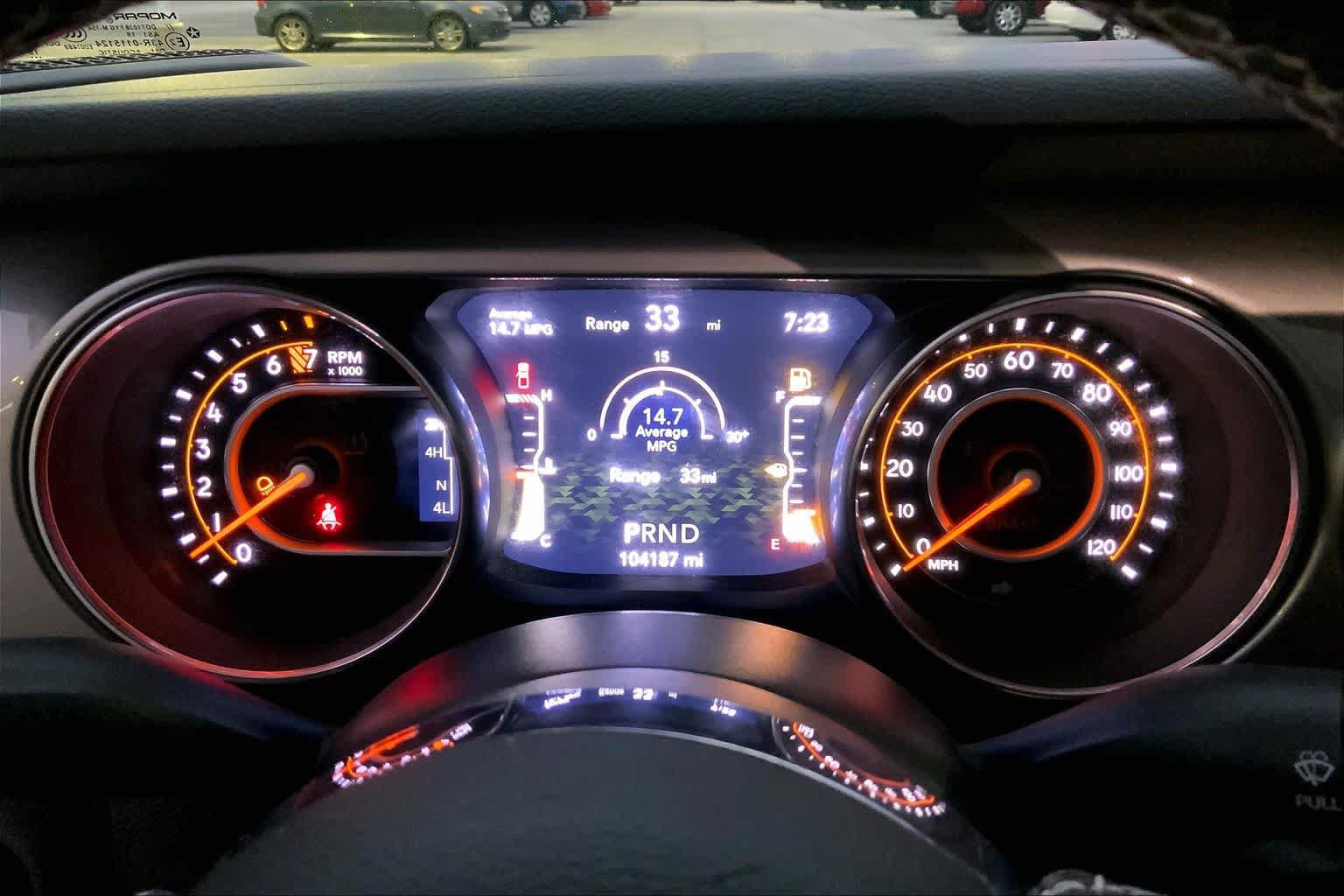 Used 2020 Jeep Gladiator Overland AWD/4WD image 23