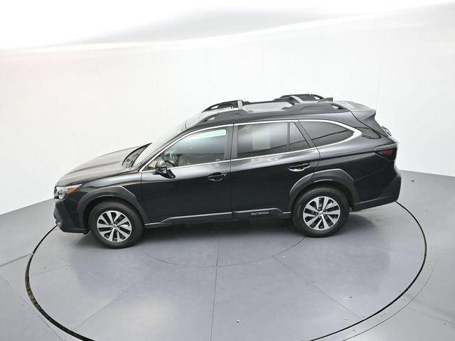 Used 2024 Subaru Outback Premium AWD/4WD image 23