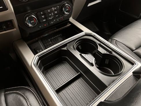 Used 2020 Ford F350 Lariat w/ Lariat Ultimate Package image 22