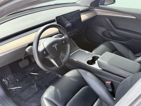Used 2022 Tesla Model 3 Standard Range RWD image 24