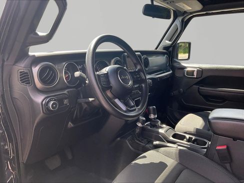 Used 2023 Jeep Wrangler Unlimited Sport AWD/4WD image 17