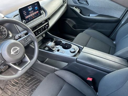 Used 2023 Nissan Rogue S image 12