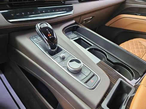 Certified 2023 Cadillac Escalade Sport w/ Touring Package image 24